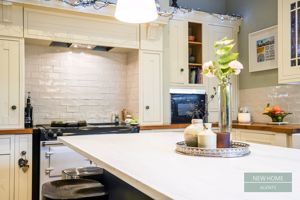 Photo 19- click for photo gallery